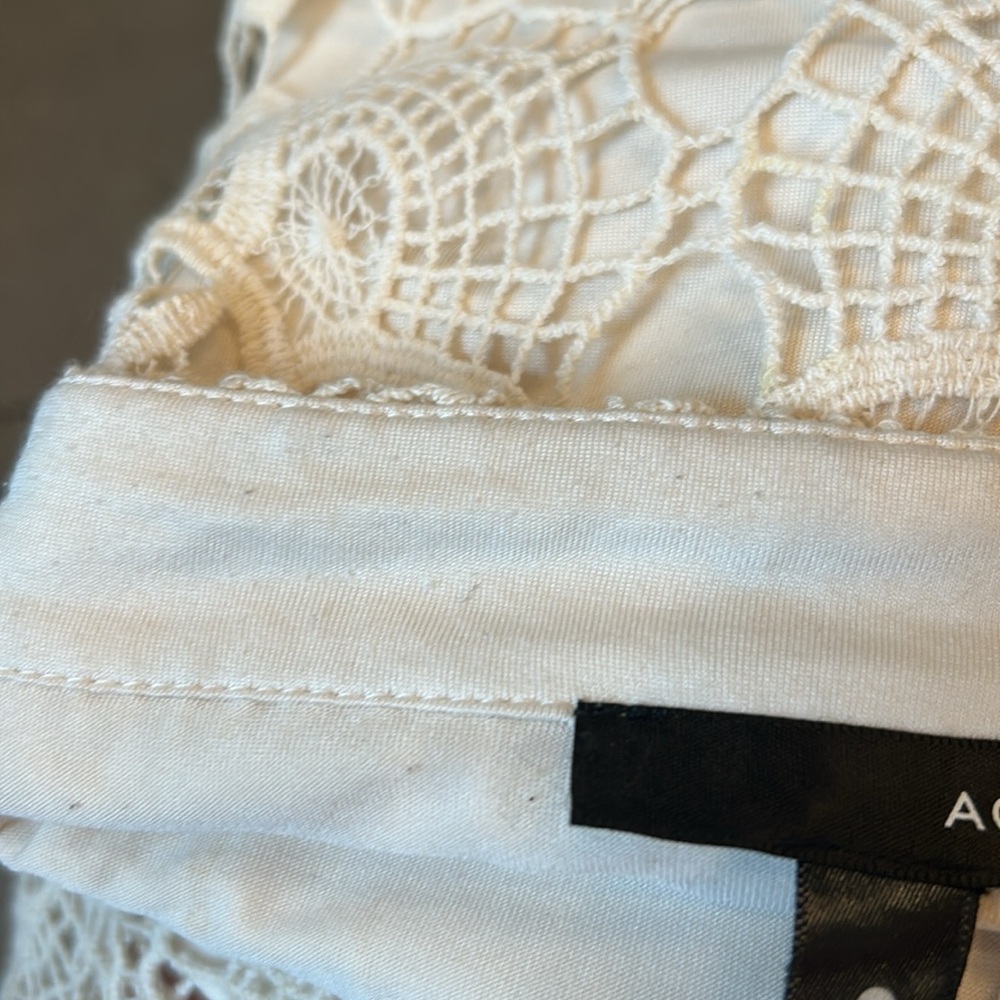 AQUA Off White Crocheted Off White Mini Skirt - Picture 10 of 11